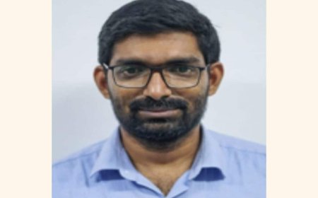 വർക്കല പാപനാശം ബീച്ചിൽ കുളിക്കുന്നതിനിടെ തിരയിൽപ്പെട്ട് കോളേജ് അധ്യാപകൻ മരിച്ചു