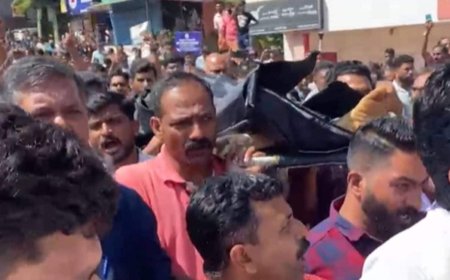 കാട്ടാനയുടെ ആക്രമണത്തിൽ മരിച്ച അജിയുടെ മൃതദേഹവുമായി പ്രതിഷേധപ്രകടനം; മാനന്തവാടിയിൽ നിരോധനാജ്ഞ