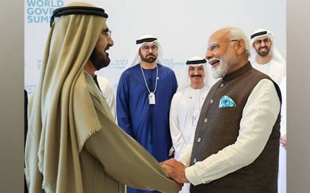 പ്രധാനമന്ത്രി നരേന്ദ്ര മോദിക്ക് സ്വന്തം പുസ്തകം സമ്മാനമായി നല്‍കി യുഎഇ വൈസ് പ്രസിഡന്റ് ഷെയ്ഖ് മുഹമ്മദ്