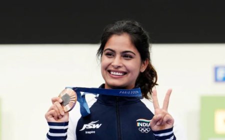 Paris Olympics 2024: മനം നിറച്ച് മനു ഭാകർ; 20 വർഷത്തിനിടെ ഒളിമ്പിക്‌സ് ഫൈനലിലെത്തുന്ന ആദ്യ ഇന്ത്യൻ വനിതാ ഷൂട്ടർ